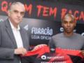 Легендарный футболист  Шахтера  и  Манчестер Сити  Фернандиньо вернулся в Бразилию