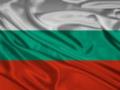 Российские дипломаты улетели из Болгарии. В футболках с изображением и цитатой Путина