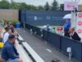 Фанатку с флагом Украины прогоняли с трибун после жалобы российских теннисисток: позорное видео