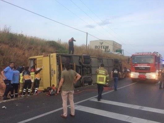 В Турции пассажирский автобус попал в ДТП, почти 50 пострадавших