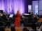 Мария Бурмака со сломанной ногой выступила с симфоническим оркестром