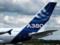 На крыльях старых Airbus A380 обнаружили трещины