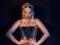 Даша Астафьева посветила сосками в серебристом мини-платье