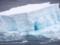 Один из самых больших в мире айсбергов почти растаял