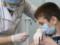 В Украине хотят позволить несовершеннолетним получить тысячу гривен за вакцинацию