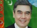  50 оттенков серого : школы Туркменистана массово заставляют  вешать  новый облик президента