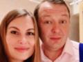 Избитая жена Марата Башарова подает на развод