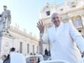 Папа Римский молится за успех  нормандской встречи 