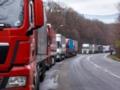 Венгрия временно ограничит движение грузовиков