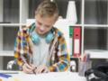 Родители школьников, которые учатся дистанционно, теперь могут работать из дома - президент подписал закон