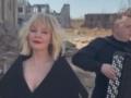 Валерию разнесли за видео на фоне разбомбленного города