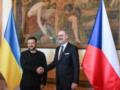 Зеленский проводит переговоры с премьером Чехии
