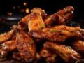 Вкуснее, чем из филе: сочный и быстрый шашлык из куриных крылышек
