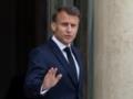 Макрон призвал  тихо  вооружать Украину