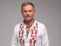 60-річний Олег Скрипка приїхав у гості до мами та замилував сюрпризом для неї
