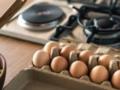 Как долго варить яйца для идеальной серединки: таблица приготовления