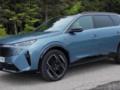 Новые недорогие кроссоверы Peugeot сравнили между собой.