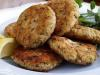 Котлеты из лосося с освежающим салатом из кускуса