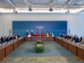 Во время переговоров Украина и Россия обсудят возможную встречу Зеленского и Путина