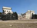 Россияне уничтожили здание Херсонской ОГА