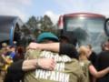  Подарок от хирурга : украинскому военному начали удалять надпись на теле  Слава России  после плена.