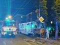 В Кривом Роге трамвай с десятками людей сошел с рельсов и влетел в дерево: есть пострадавшие. Фото и видео