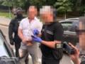 Сотрудник Службы судебной охраны  торговал  трудоустройством