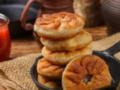 Сытные жареные пирожки с вареными яйцами и зеленым луком: самый простой рецепт
