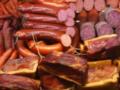 Безопасного уровня потребления обработанного мяса не существует - ученые