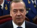 Ему действительно пора учить русский: Медведев пригрозил генсеку НАТО  сибирским лагерем 