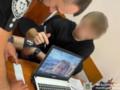 Во Львовской области отец в очередной раз посадил за руль 8-летнюю дочь