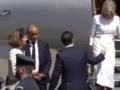  Это очень на нее повлияло : СМИ раскрыли, что стоит за странным поведением жены Макрона