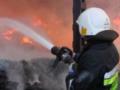 В Киеве после удара БПЛА горит крыша здания