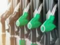 Атаки украинских дронов по российским НПЗ: в РФ начали продавать бензин по талонам