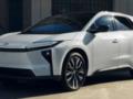 Toyota снизила цену своего популярного кроссовера.