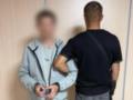 Под Харьковом мужчина изнасиловал 15-летнюю девушку на кладбище