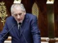 Премьер-министру Франции выразили вотум недоверия, Макрон назначит преемника  в ближайшие несколько дней : что происходит
