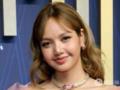 Поработала над ошибками: певица, которая хуже всех оделась на Met Gala 2025, засияла в украинском образе на красной дорожке  Эмм