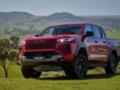 Новый Toyota Hilux: обновленный дизайн и электрическая версия