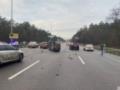Под Киевом произошла масштабная авария с участием нескольких авто