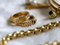 Что делать, если золотые украшения потеряли блеск: засияют как на витрине магазина