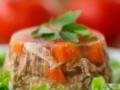 Из какого мяса получится самый удачный и вкусный холодец: делимся советами от кулинаров