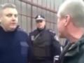  Доказывает преданность поступками : в сети вспомнили, как Андрей Крищенко в 2014 году сорвал триколор в Горловке и отбивался от