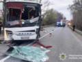 На Виннитчине грузовик протаранил автобус с пассажирами