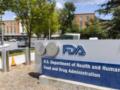 В США регулятором в сфере медицины, косметики и продуктов питания руководит параноик, который достал даже Трампа — Bloomberg