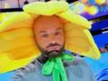 Украинский шоумен показал свою 95-летнюю бабушку