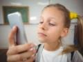 Чехия вводит строгий запрет на телефоны в школах: что изменится