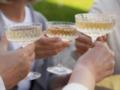 После 50 лет эти напитки могут нанести вред здоровью: диетологи назвали основные ошибки