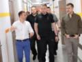От убежищ до реабилитационного центра для ветеранов: Буданов посетил Гатненскую ТГ