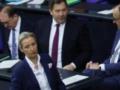 Рейтинг Мерца упал до нового минимума